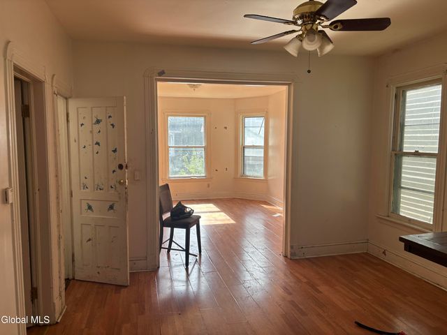 320 Germania Avenue, Schenectady, NY 12307