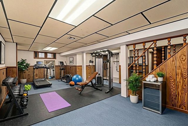 9885 Hubert Avenue, Allen Park City, MI 48101