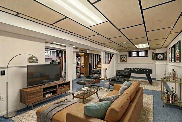 9885 Hubert Avenue, Allen Park City, MI 48101