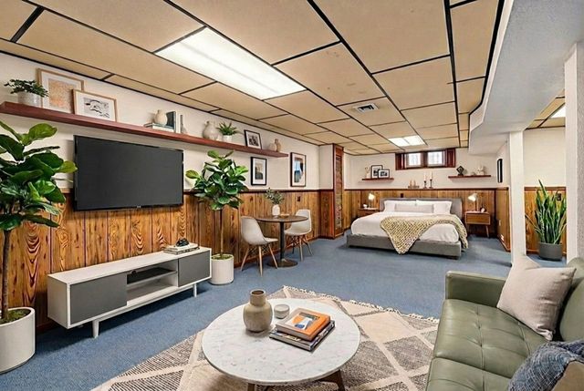 9885 Hubert Avenue, Allen Park City, MI 48101