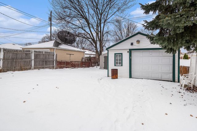 9885 Hubert Avenue, Allen Park City, MI 48101