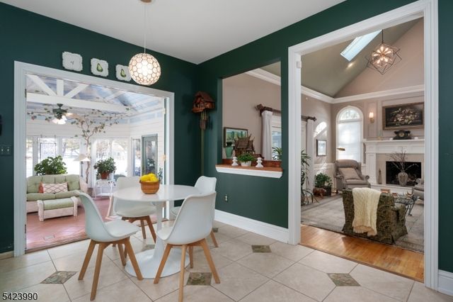 39 Red Oak Way, Montgomery Twp., NJ 08502