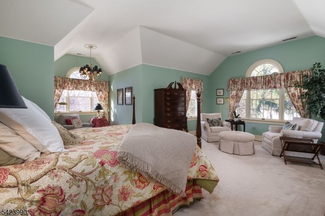 39 Red Oak Way, Montgomery Twp., NJ 08502