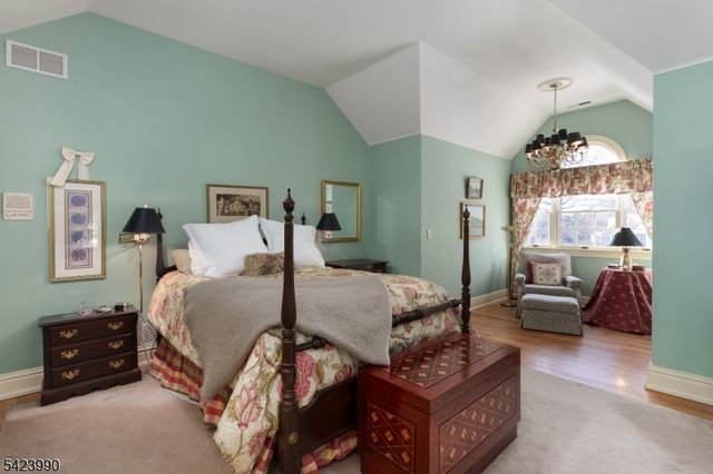 39 Red Oak Way, Montgomery Twp., NJ 08502