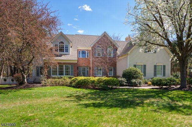 39 Red Oak Way, Montgomery Twp., NJ 08502