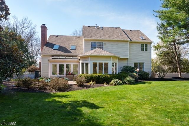 39 Red Oak Way, Montgomery Twp., NJ 08502