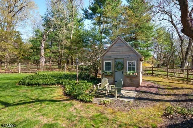 39 Red Oak Way, Montgomery Twp., NJ 08502
