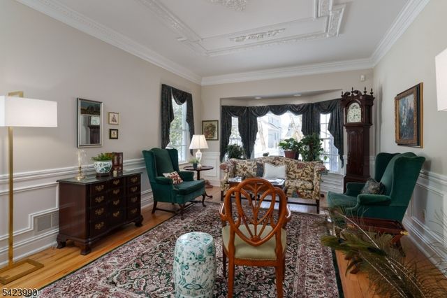 39 Red Oak Way, Montgomery Twp., NJ 08502