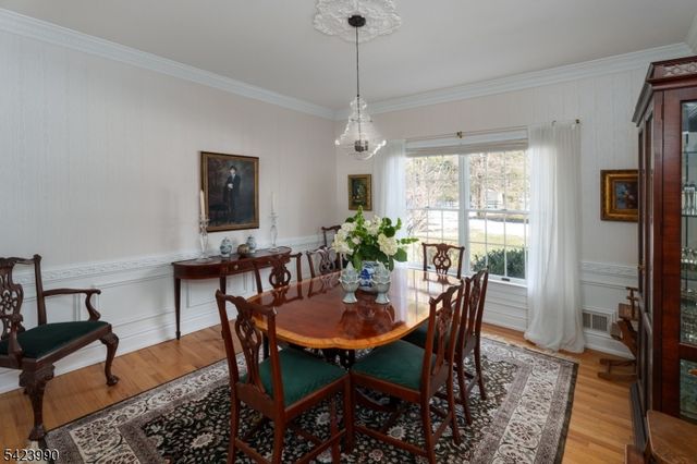 39 Red Oak Way, Montgomery Twp., NJ 08502