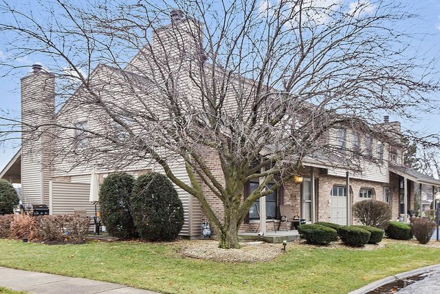 9301 WATERFORD Lane, Orland Park, IL 60462