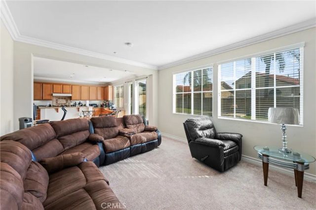 15359 Palm Leaf, Fontana, CA 92336