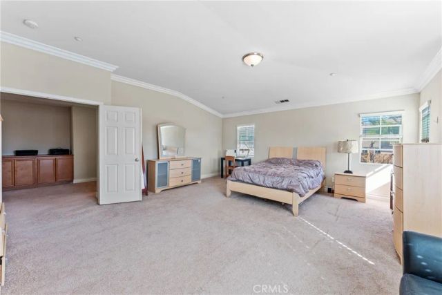 15359 Palm Leaf, Fontana, CA 92336