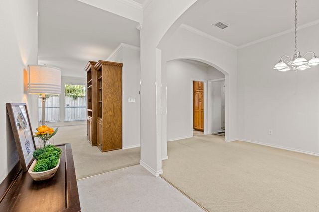 684 Jeff Court, Irving, TX 75060