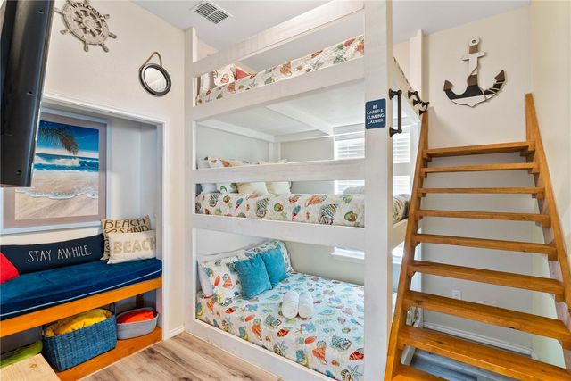 107 Caledonia, Rockport, TX 78382