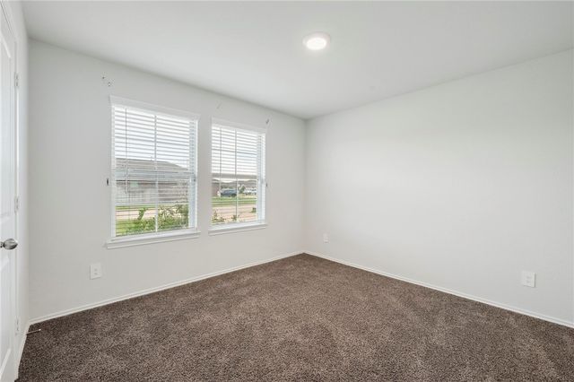 8004 Front Nine Lane, Navasota, TX 77868