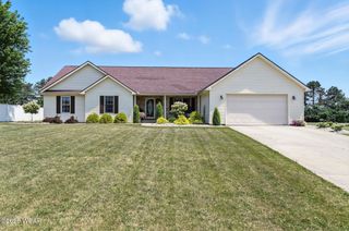 592 Gardenview Circle, Lima, OH 45801