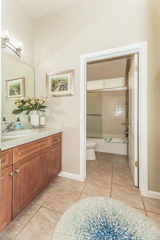 1923 N Douglas Avenue, Clovis, CA 93619