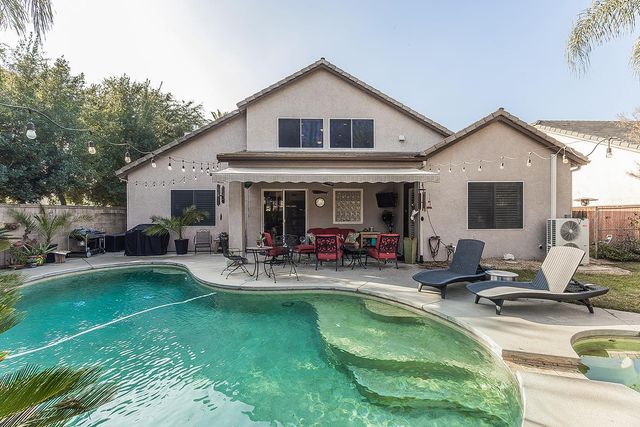 1923 N Douglas Avenue, Clovis, CA 93619