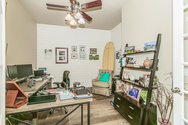 1923 N Douglas Avenue, Clovis, CA 93619