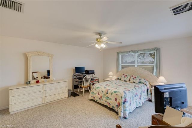 2221 NE 15th LN, Cape Coral, FL 33909