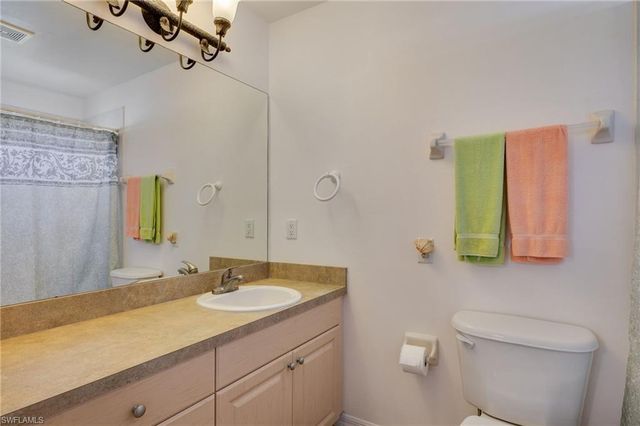 2221 NE 15th LN, Cape Coral, FL 33909