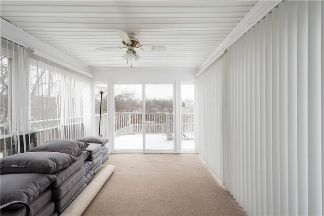 1846 Gina Dr, West Mifflin, PA 15122