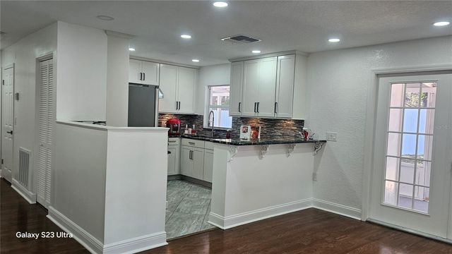 1092 N FLORIDA AVENUE, Tarpon Springs, FL 34689