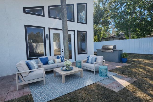 1092 N FLORIDA AVENUE, Tarpon Springs, FL 34689