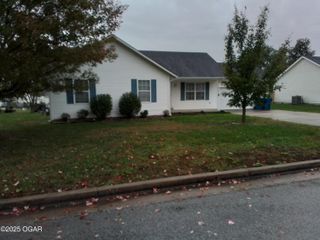 912 E Amber Drive, Oronogo, MO 64855