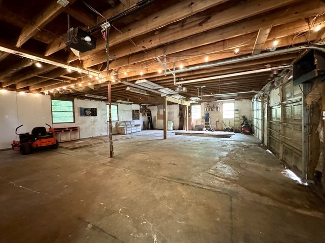 467 Gip Manning Rd, Clarksville, TN 37042