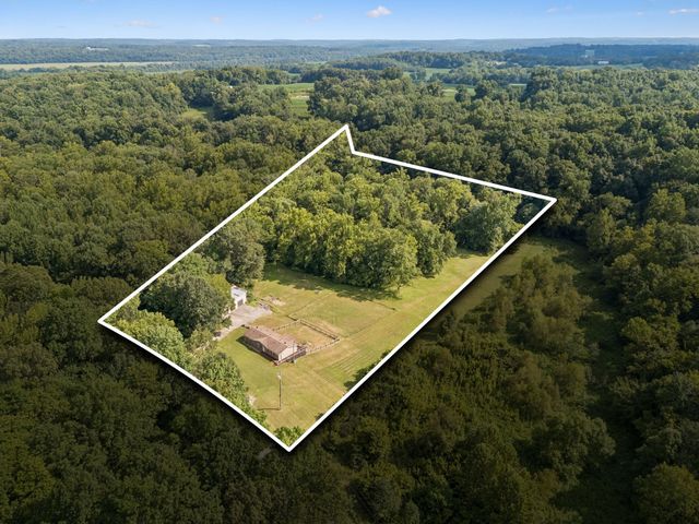 467 Gip Manning Rd, Clarksville, TN 37042