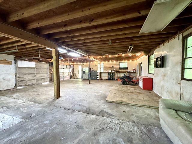 467 Gip Manning Rd, Clarksville, TN 37042