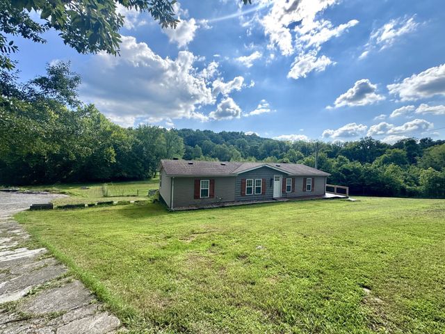 467 Gip Manning Rd, Clarksville, TN 37042