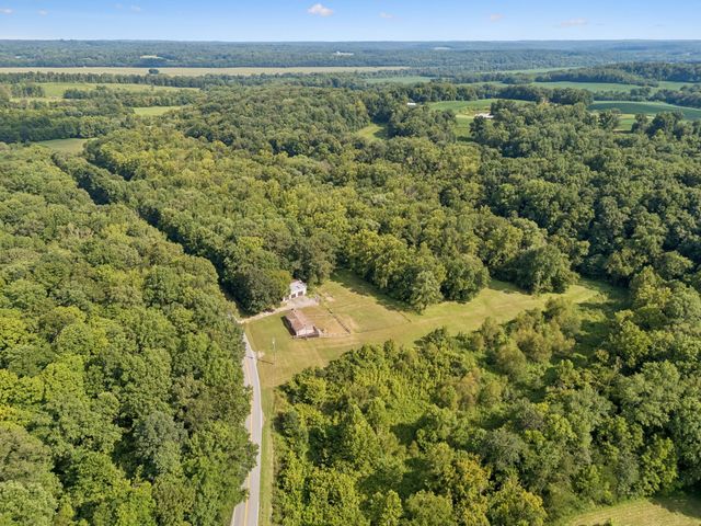 467 Gip Manning Rd, Clarksville, TN 37042