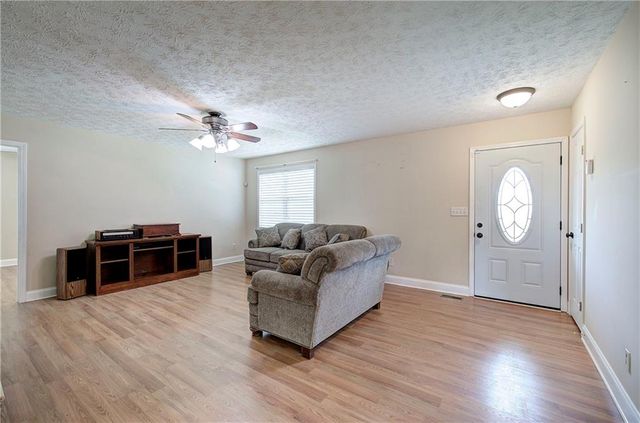 1334 N Highway 113, Temple, GA 30179