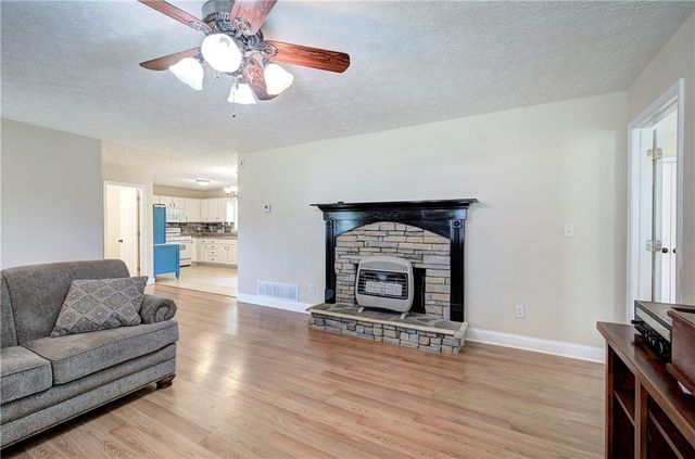 1334 N Highway 113, Temple, GA 30179