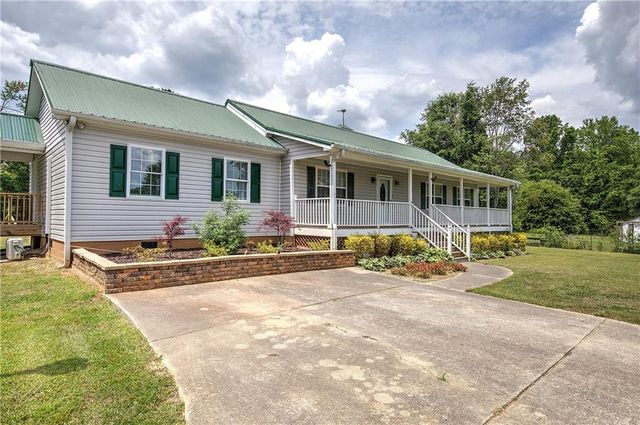 1334 N Highway 113, Temple, GA 30179