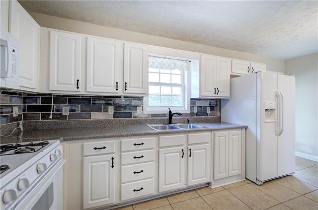 1334 N Highway 113, Temple, GA 30179