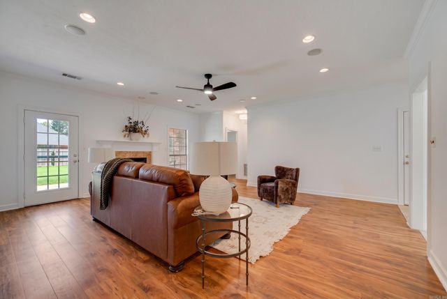 1340 Stone Crest Drive, Conway, AR 72034