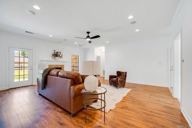 1340 Stone Crest Drive, Conway, AR 72034