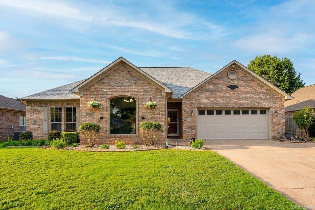 1340 Stone Crest Drive, Conway, AR 72034