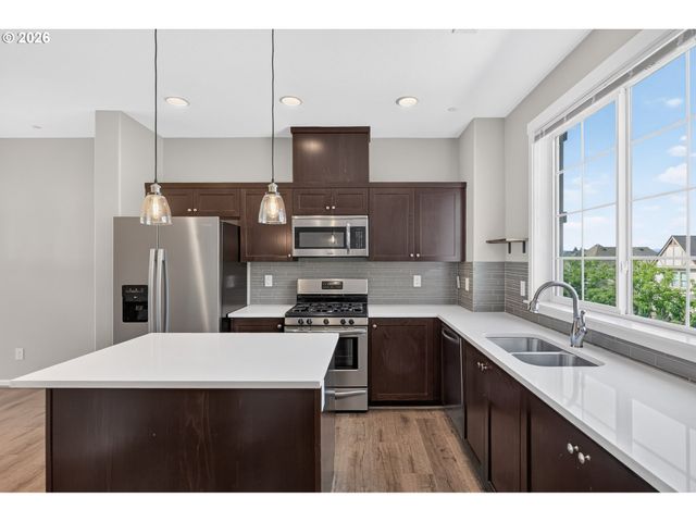 13136 Sw AUBERGINE Ter, Sherwood, OR 97140