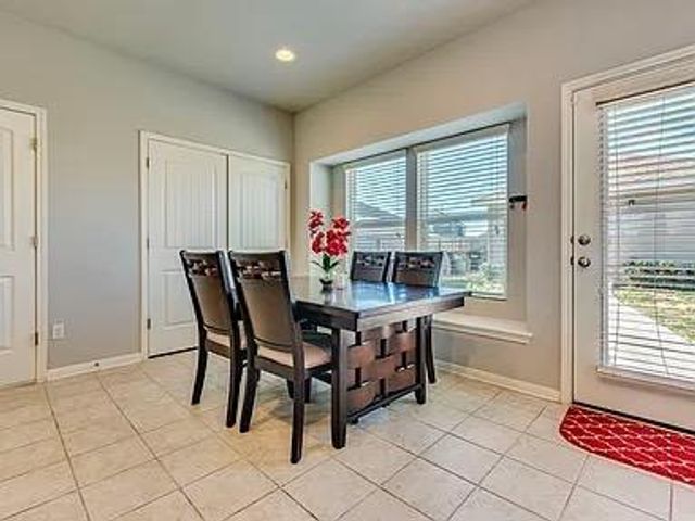 207 Wainscot Oak WAY, San Marcos, TX 78666