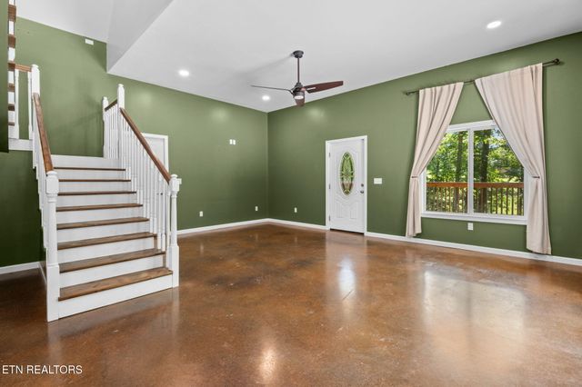 8811 Ellis Lane, Powell, TN 37849