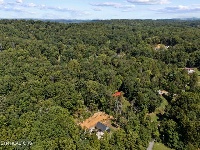 8811 Ellis Lane, Powell, TN 37849