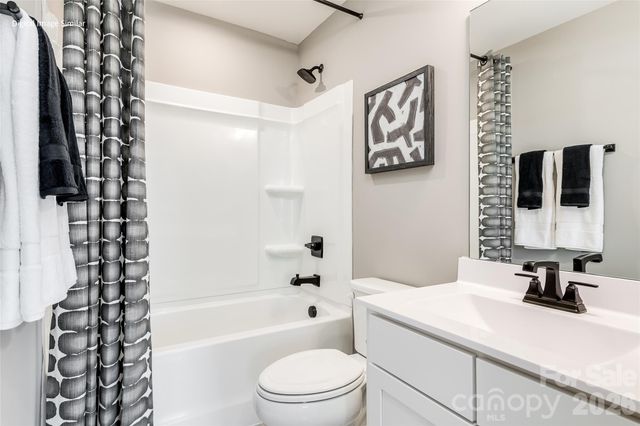 3033 Torrin Court, Charlotte, NC 28213