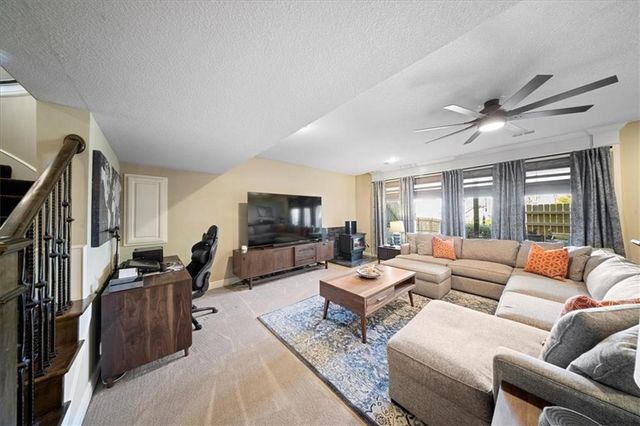 3112 NE 91st Place, Kansas City, MO 64156