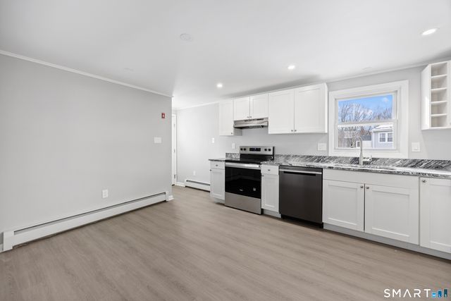 9 High Top Circle East, Hamden, CT 06514