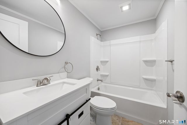 9 High Top Circle East, Hamden, CT 06514