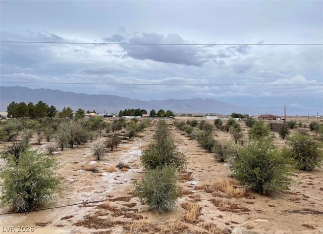 2731 East Bond Street, Pahrump, NV 89048